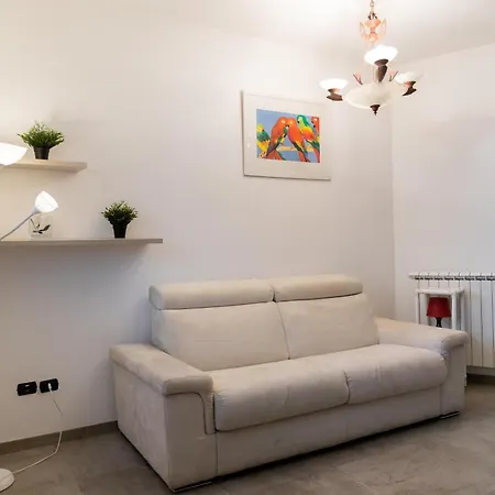 Angelina Apartment Rom